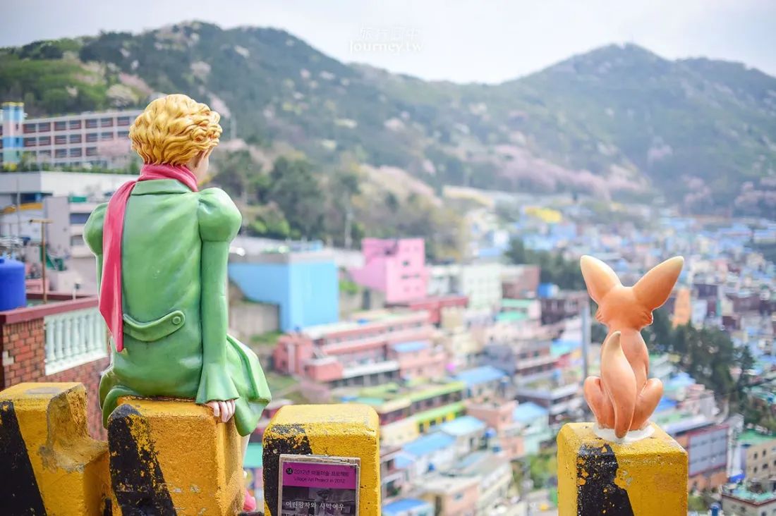 【釜山、慶州、大邱5日】影島海景咖啡廳．膠囊列車．韓服體驗．海洋博物館．慶州佛國寺．甘洞文化村．東宮月池＋月精橋．E-WORLD主題樂園(含門票+自由券+83塔電梯券)．不走人蔘保肝